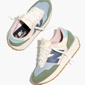 New Balance 237 Sneakers-  norway spruce/storm blue colorway